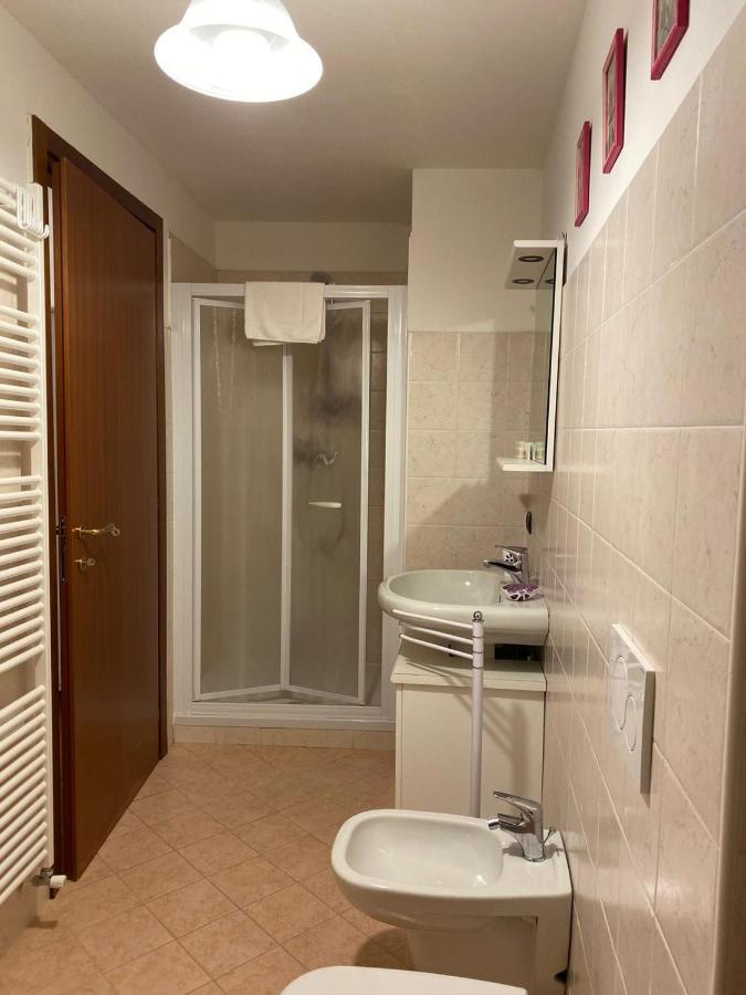 35m² studio Appartement, met 1 privé badkamer in Bellagio Buitenkant foto