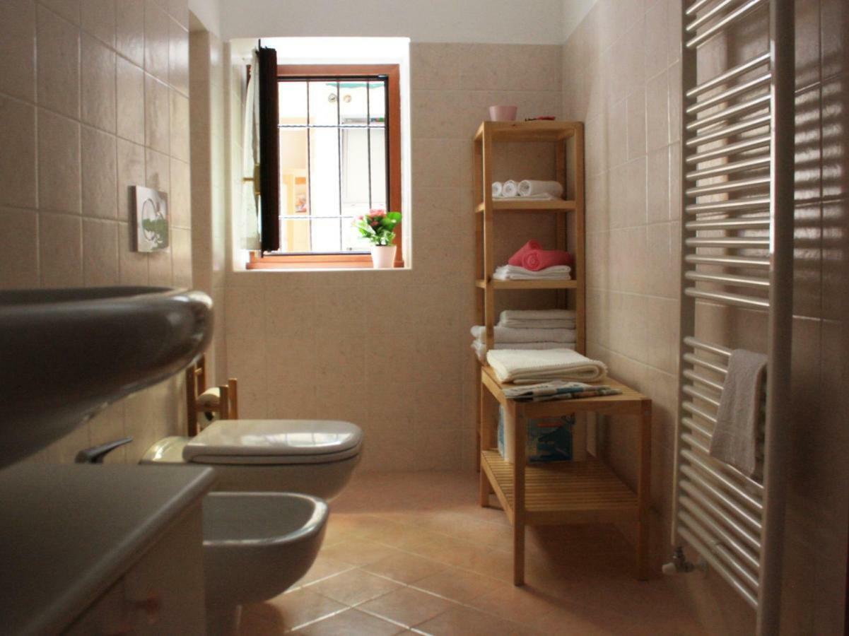 35m² studio Appartement, met 1 privé badkamer in Bellagio Buitenkant foto