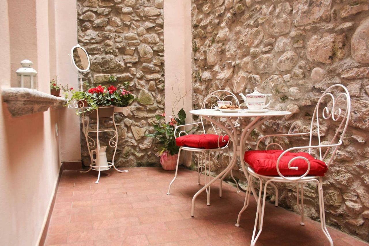 35m² studio Appartement, met 1 privé badkamer in Bellagio Buitenkant foto